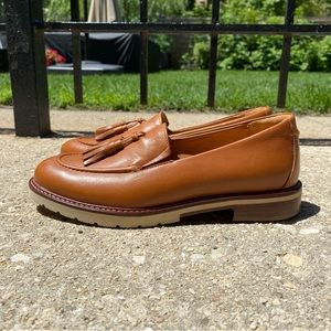 Samuel Hubbard Tasseled Traveler Loafer